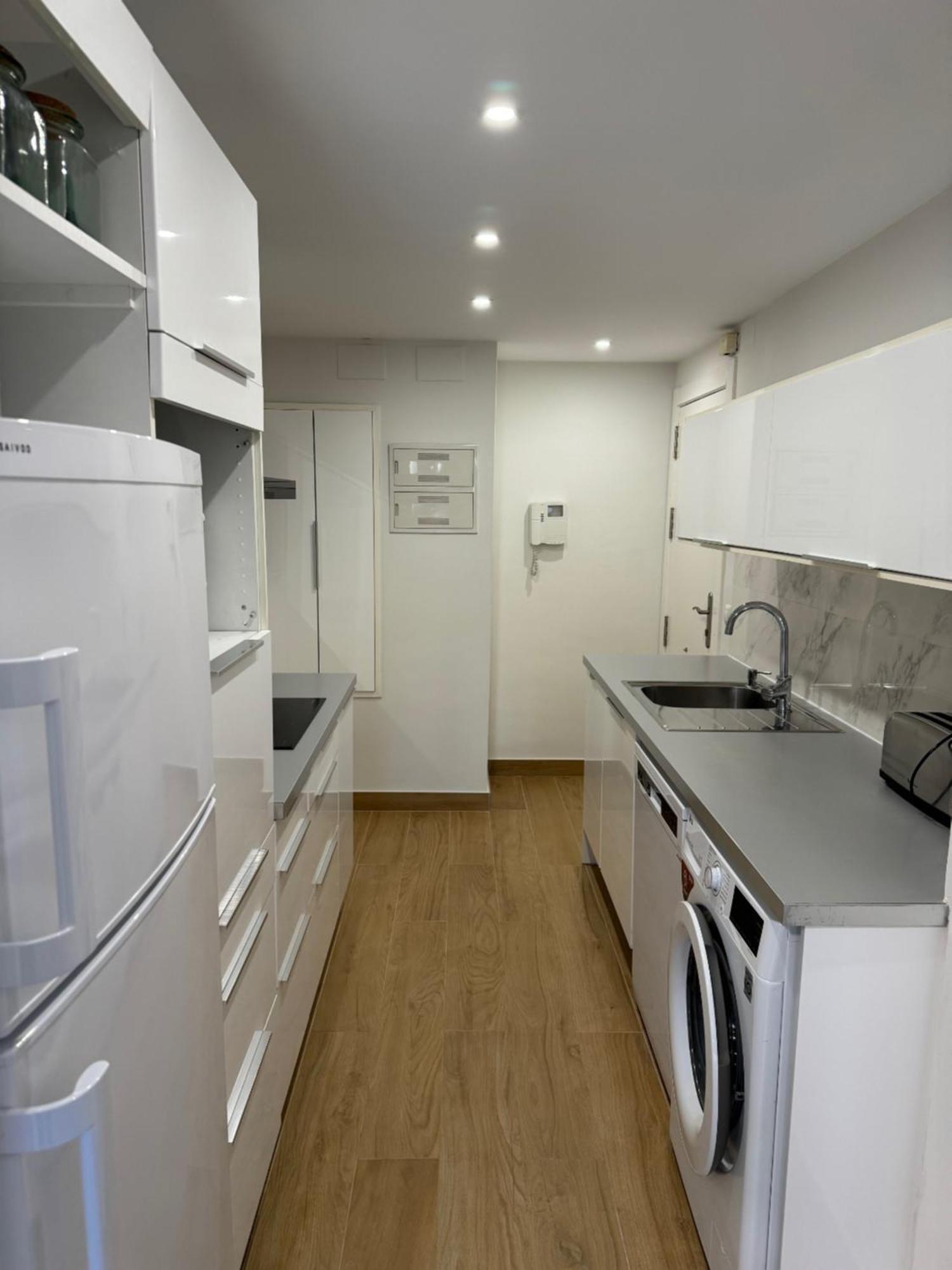Mediterranean Malagueta Suite Málaga Exterior foto
